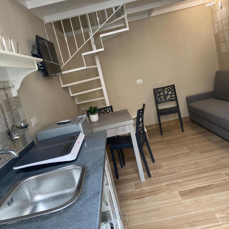 SOTTOSOPRA APARTMENT - Apartment - Split Level - 24
