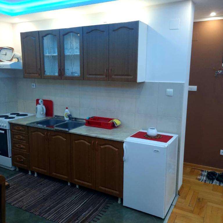Luxury Apartments Belgrade - Deluxe Apartment - 4