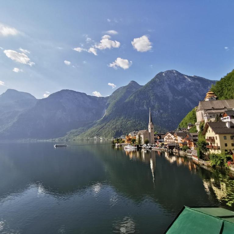 Ferienwohnung Bergsonne mit Sonnenbalkon und Tiefgaragen Parkplatz - Apartment mit 1 Schlafzimmer - 19