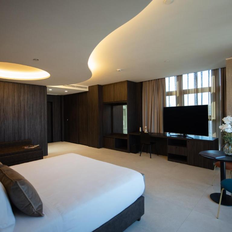 Gold Tower Lifestyle Hotel - Camera Familiare Deluxe - 2