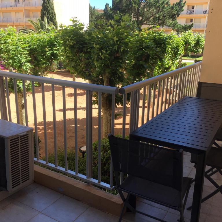 MAZET DE LA MER 54M2 LAVANDOU 100M PLAGE avec PISCINE - Appartamento Superior - 16