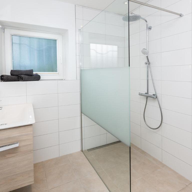 Villa am First - Apartment mit 1 Schlafzimmer - 7