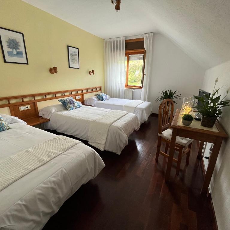 Hotel Capitán - Habitación Triple - 1