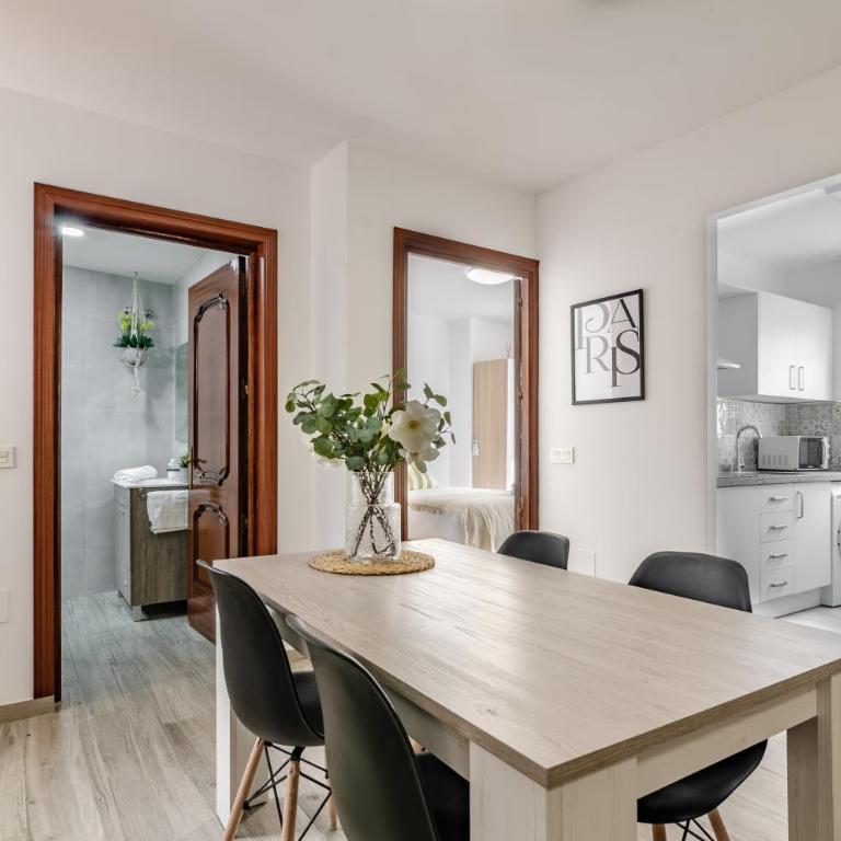 WintowinRentals Your Home Steps from the Center - Apartamento de 2 dormitorios - 9