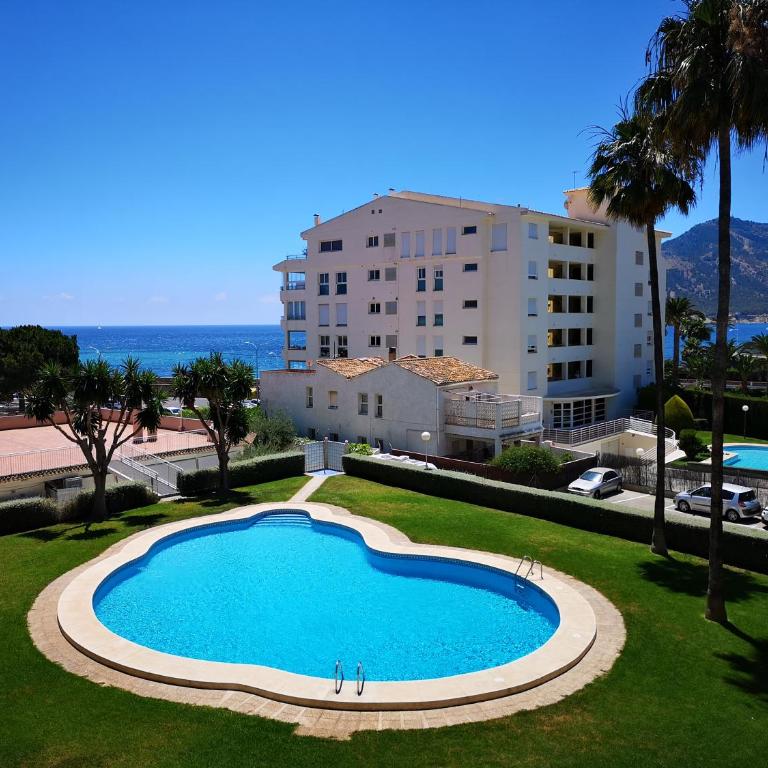Acogedor apartamento frente al mar con piscina - Apartamento de 2 dormitorios - 3