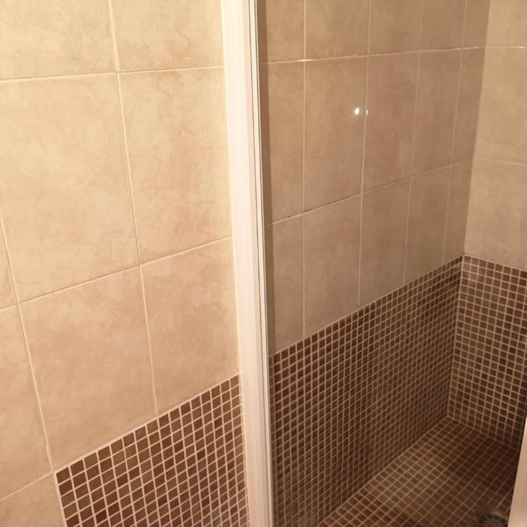 Acogedor apartamento frente al mar con piscina - Apartamento de 2 dormitorios - 14