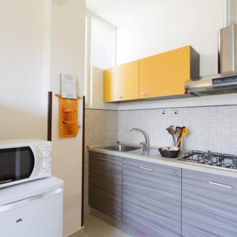 Casa Cavour - Appartamento con 1 Camera da Letto - 16