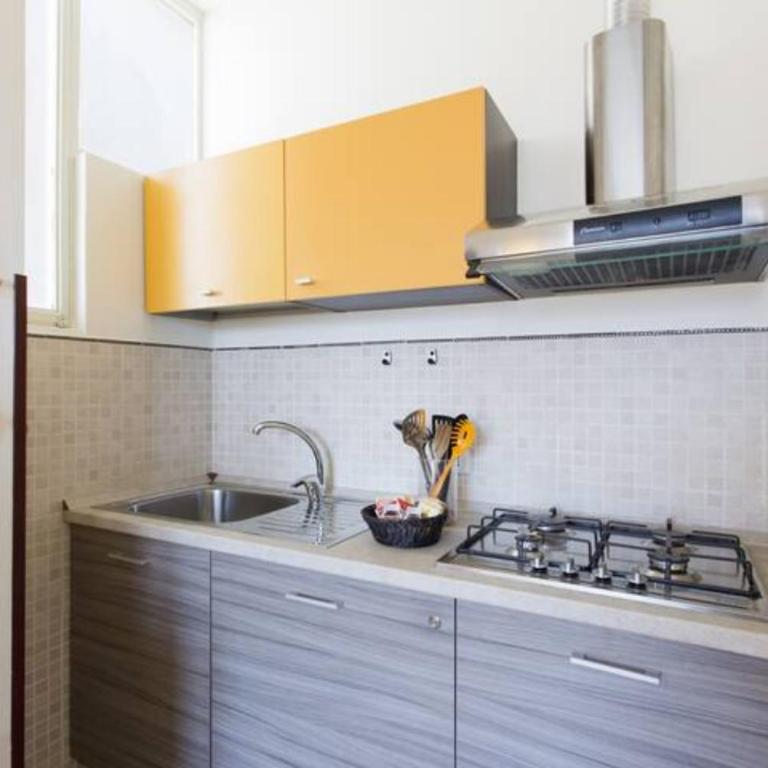 Casa Cavour - Appartamento con 1 Camera da Letto - 17