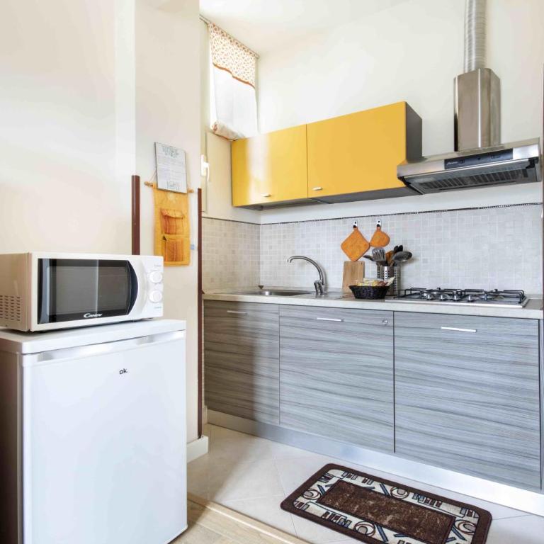 Casa Cavour - Appartamento con 1 Camera da Letto - 14