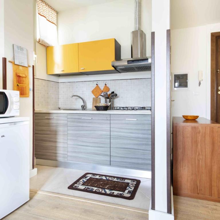 Casa Cavour - Appartamento con 1 Camera da Letto - 15
