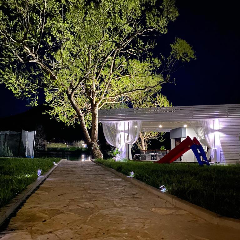 River Luxury House - Three-Bedroom Villa - 55