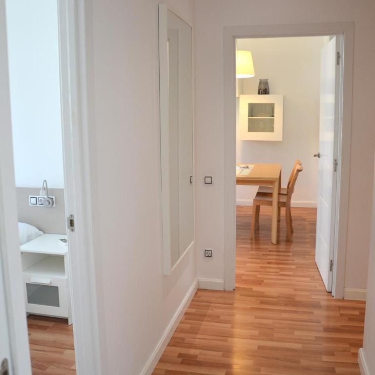 Claris Apartments - Two-Bedroom Apartment - 19