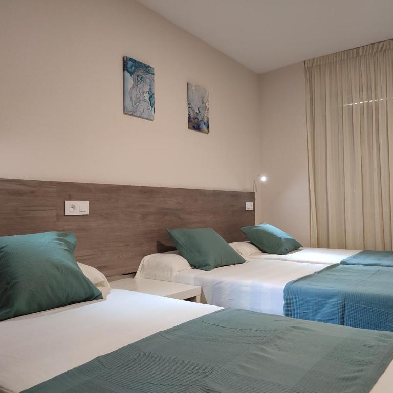 Hostal Garamar - Habitación Triple - 14