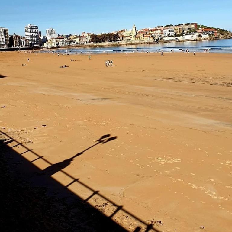 Apartamento a 50m Playa San Lorenzo Gijón Asturias Gijón - One-Bedroom Apartment - 28