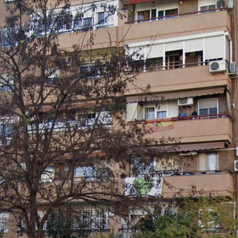 Apartamento turístico en Sevilla - Apartamento con terraza - 3