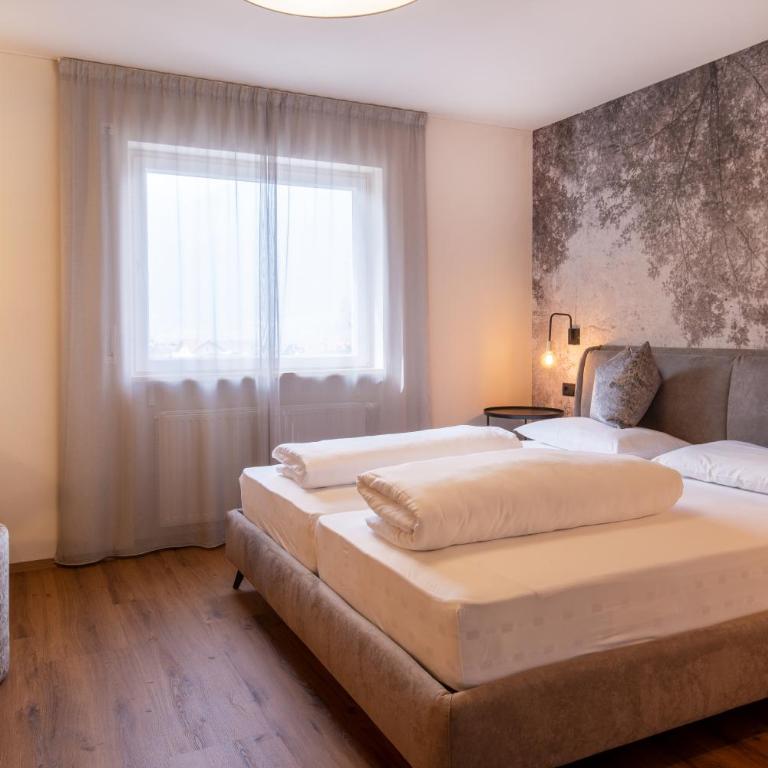 Saldur Small Active Hotel - Habitación Doble Deluxe con balcón - 8