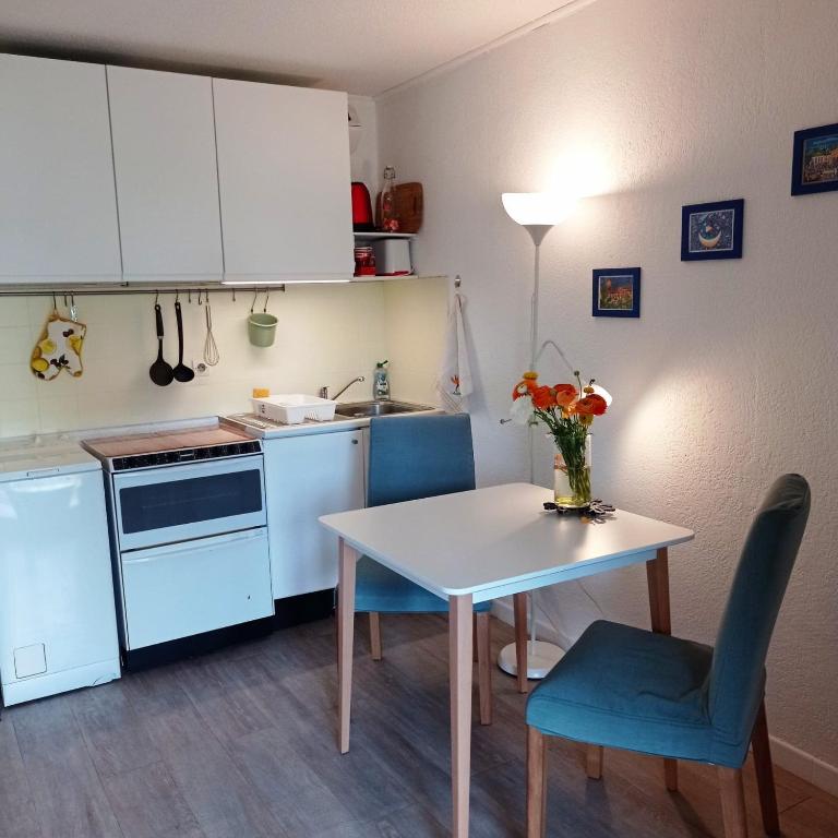 Un nid d'amour en Provence à deux pas de la mer - Studio avec Terrasse - 7