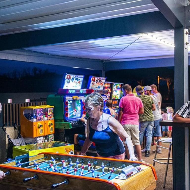 Maison avec piscine chauffée de Pâques à la toussaint accès animation & parc aquatique de juin à fin septembre - Haus mit 2 Schlafzimmern - 20