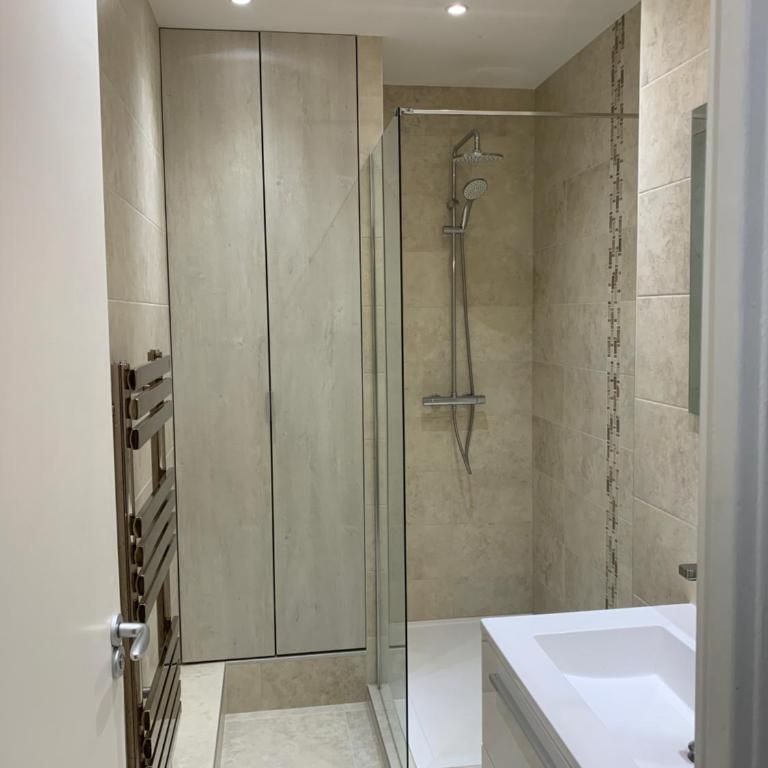 Plage et hippodrome. Parking - Appartement 1 Chambre - 24