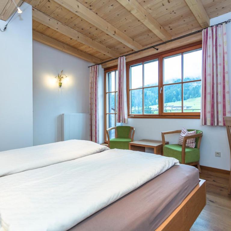 Brandstatthof Leogang - Familienzimmer mit Balkon - 2