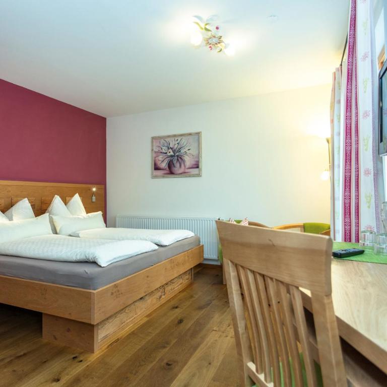 Brandstatthof Leogang - Doppelzimmer mit Balkon - 3