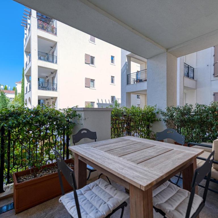 Porto Montenegro Residences - Rezidencija sa 2 Spavaće Sobe - 15