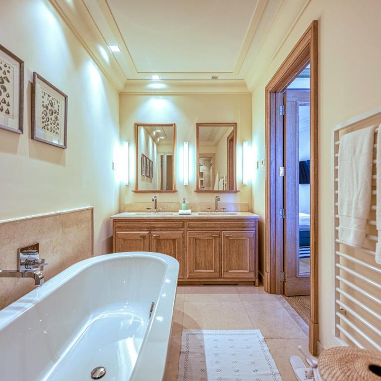 Porto Montenegro Residences - Rezidencija sa 2 Spavaće Sobe - 19
