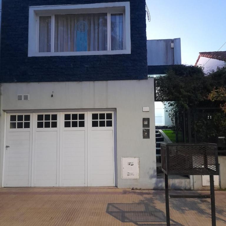 Hermosa casa con patio, parrilla y garage cerrado - Casa con 1 dormitorio - 29
