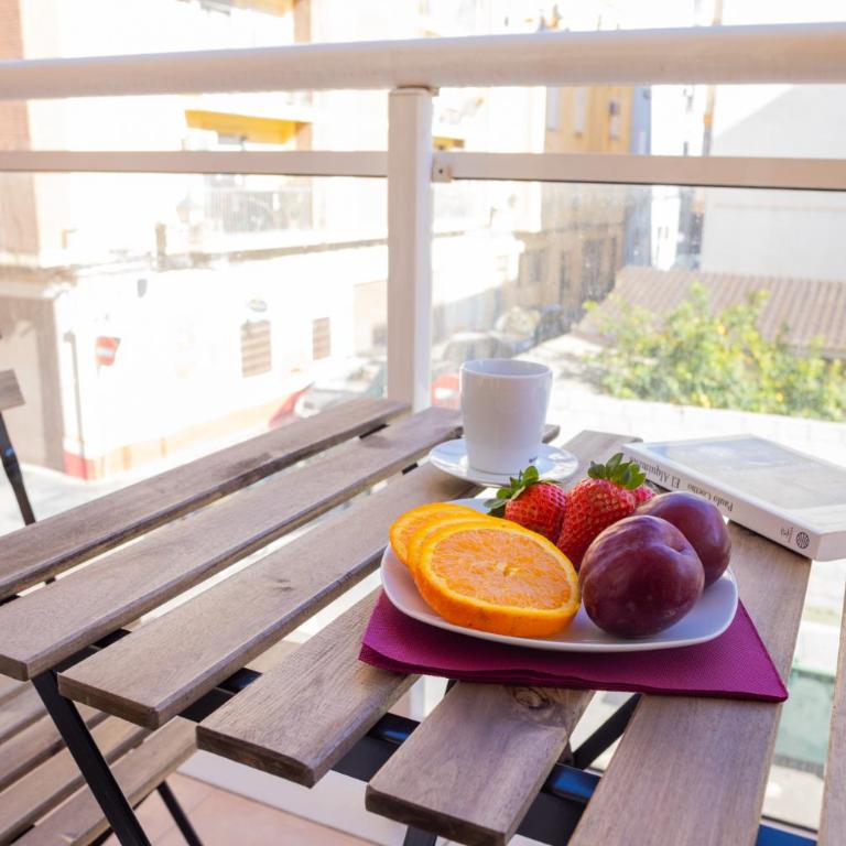Medinaceli airco, wifi and free parking - Three-Bedroom Apartment - 11