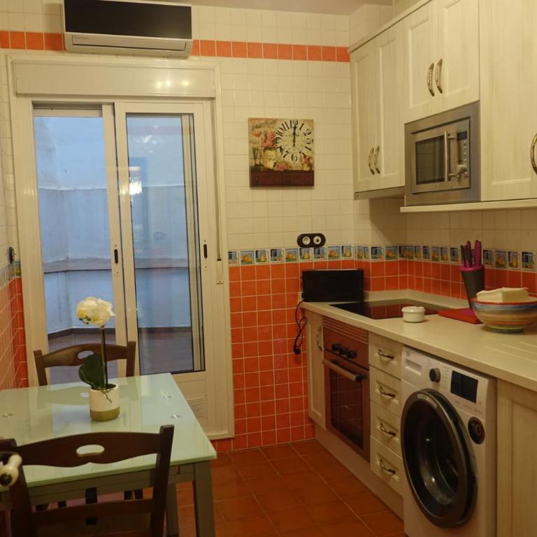 Vivienda Turistica Santa Maria de la Sierra - Three-Bedroom Apartment - 11