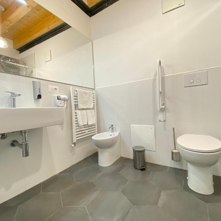 B&B ALIVA - Camera Tripla con Bagno Privato - 3
