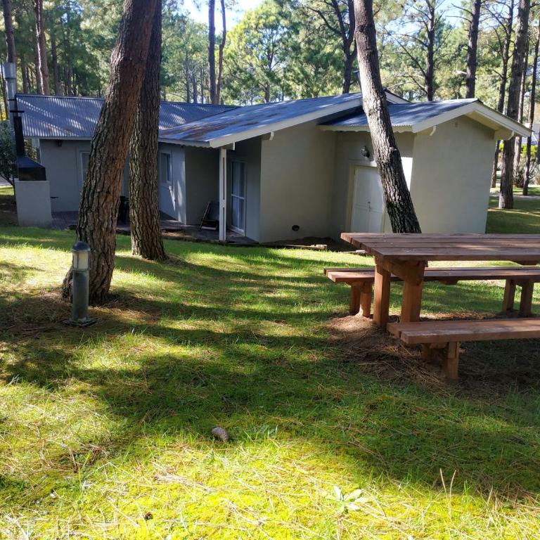 Pinamar Norte Casa Aquiles 8 pax - Casa de 3 dormitorios - 4