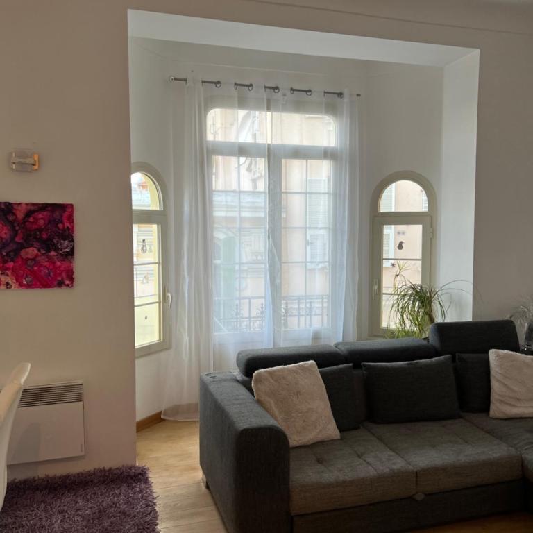 Charming Sunny Apartment across Monte Carlo Casino - One-Bedroom Apartment - 12