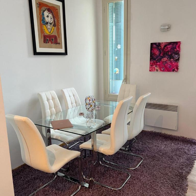 Charming Sunny Apartment across Monte Carlo Casino - One-Bedroom Apartment - 8