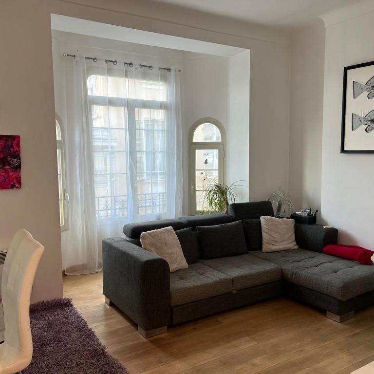 Charming Sunny Apartment across Monte Carlo Casino - One-Bedroom Apartment - 10