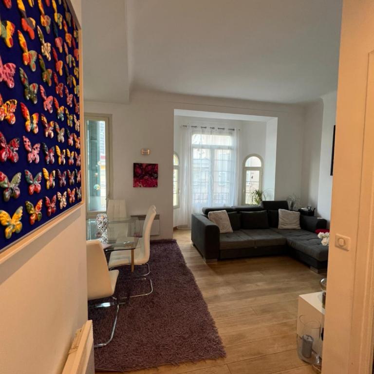 Charming Sunny Apartment across Monte Carlo Casino - One-Bedroom Apartment - 9