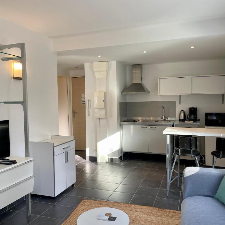 CAMP DE BASE SUR LE LAC DU BOURGET - Appartement - Rez-de-Chaussée - 1