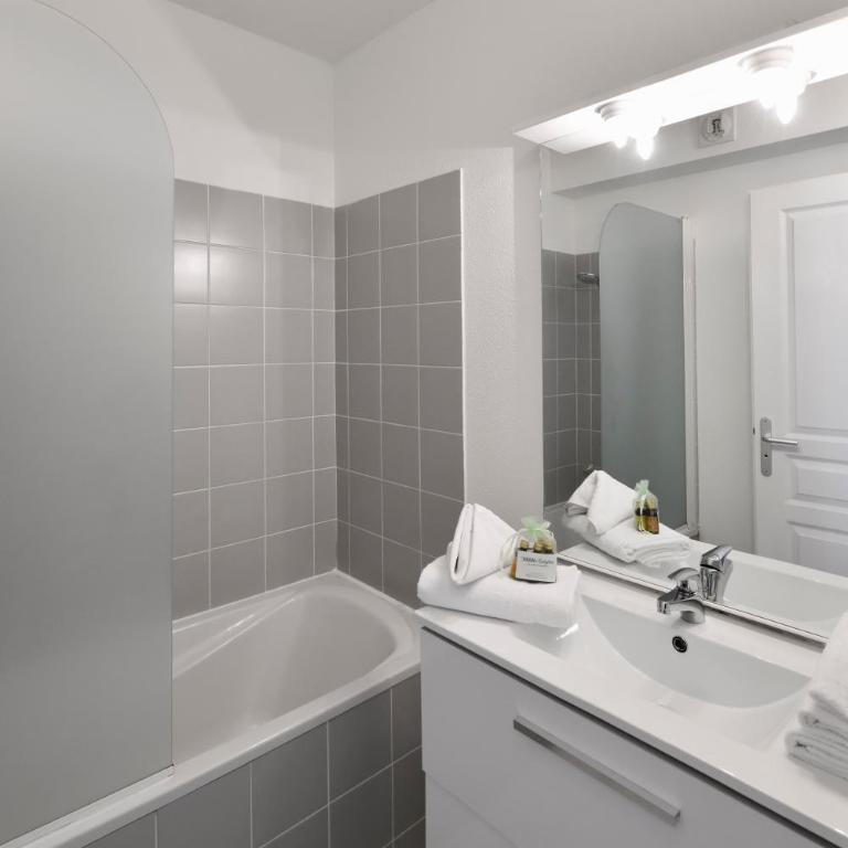 Le Jardin de Babylone Résidence Festive & Naturiste "réservé aux couples uniquement" - Appartement Supérieur - 8