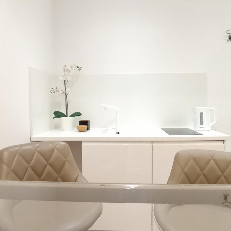 Amazing Piazza Venezia Suites - Appartamento Deluxe con Balcone - 14