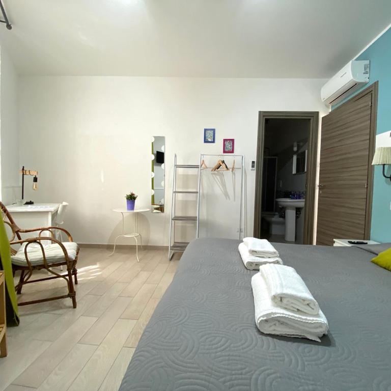 Bed & Breakfast La Rocca - Camera Matrimoniale - 3