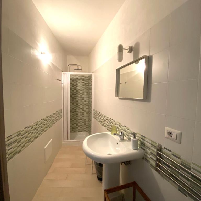 Bed & Breakfast La Rocca - Ampia Camera Matrimoniale - 5