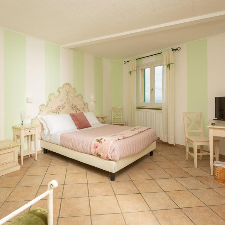 Hotel Ideale - Camera Tripla con Vista Giardino - 2