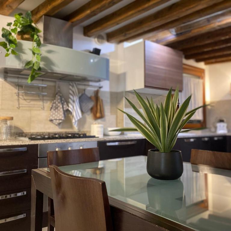 Lovely Venice - Appartamento con 2 Camere da Letto - 8