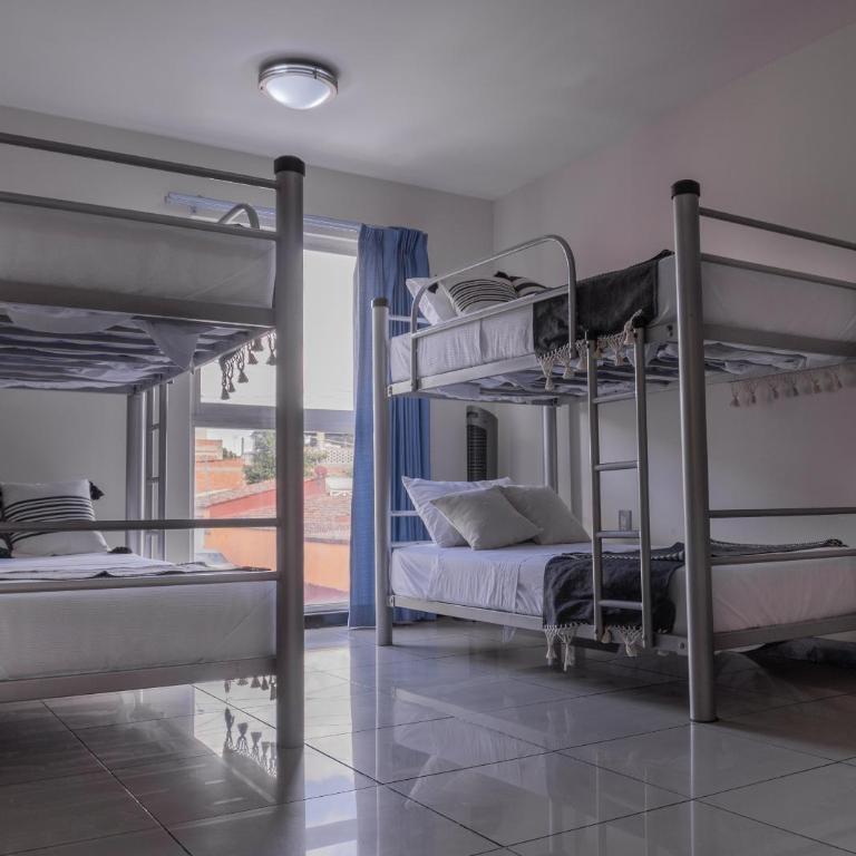 Esencia Hostal Terminal Oaxaca - Cama en habitación compartida mixta de 4 camas - 2