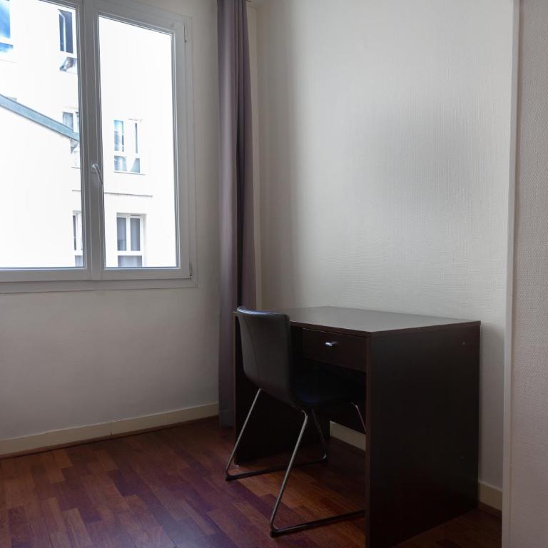 Hotel Mimosa Paris - Chambre Quadruple Standard - 9