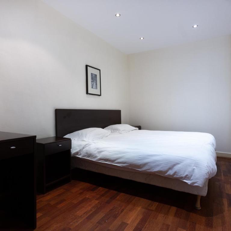Hotel Mimosa Paris - Chambre Quadruple Standard - 8