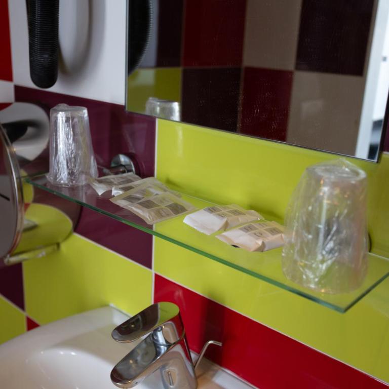 Hotel Mimosa Paris - Chambre Double Standard - 10