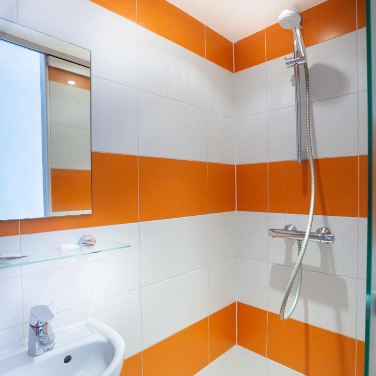 Hotel Mimosa Paris - Chambre Double Standard - 7