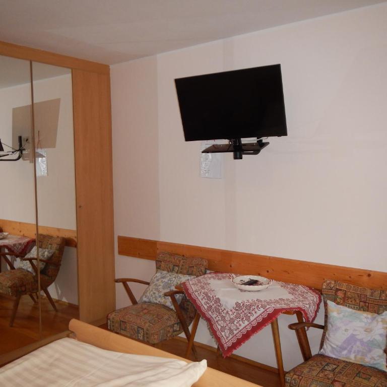 Haus Friedburg - Apartment mit Dusche - 4