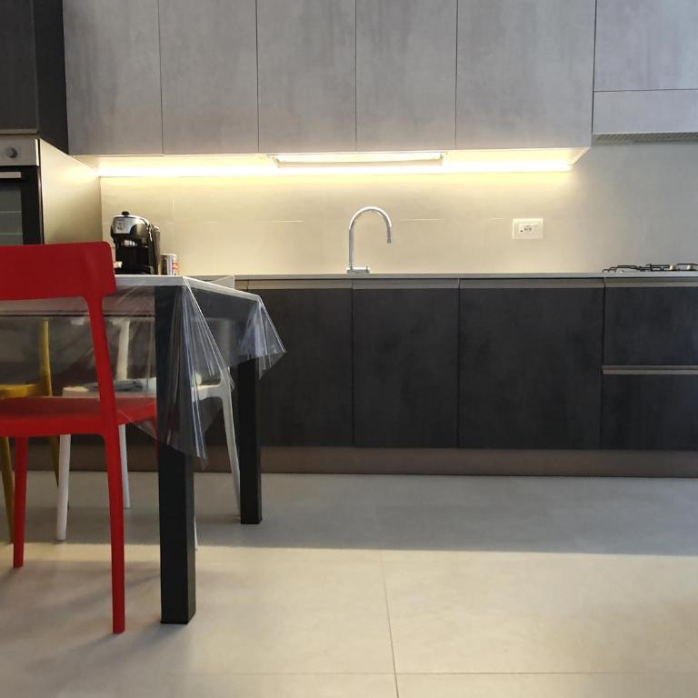 Casa consiglia - Appartamento con 2 Camere da Letto - 10